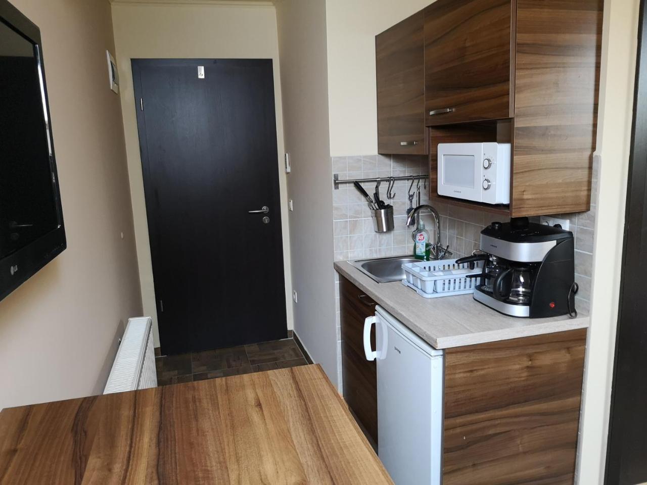 Borostyan Panzio Balatonfuered Bed and Breakfast Buitenkant foto
